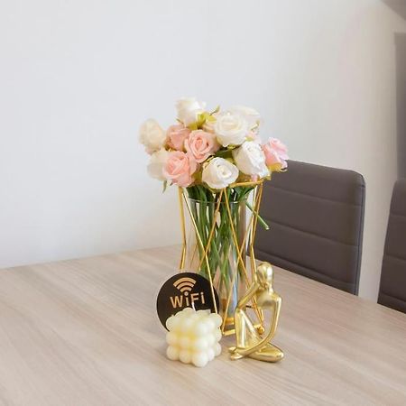 Senago'S Home - 15 Minuti Rho Fiera ภายนอก รูปภาพ