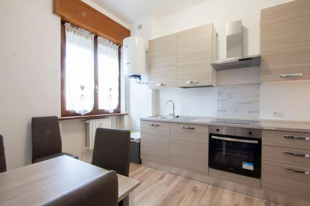Senago'S Home - 15 Minuti Rho Fiera ภายนอก รูปภาพ